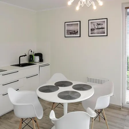 In Near Sandy Apartment *