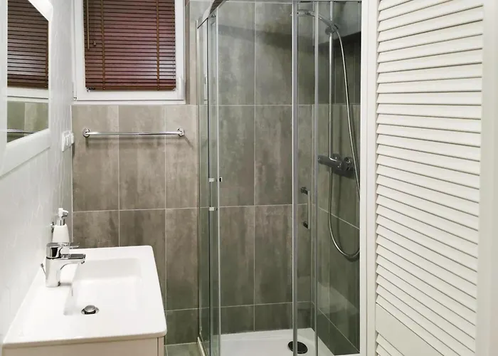 In Near Sandy Apartament