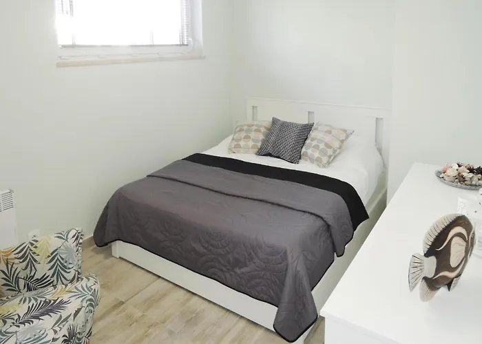 Apartament In Near Sandy Łukęcin