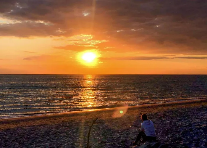 In Near Sandy Apartament